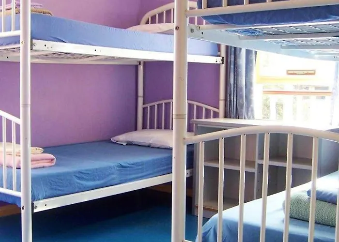 Clover Hostel Sydney